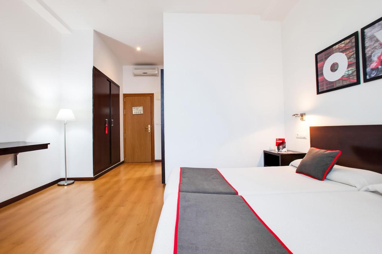Oyo Hotel Parque Empresarial Avilés Extérieur photo