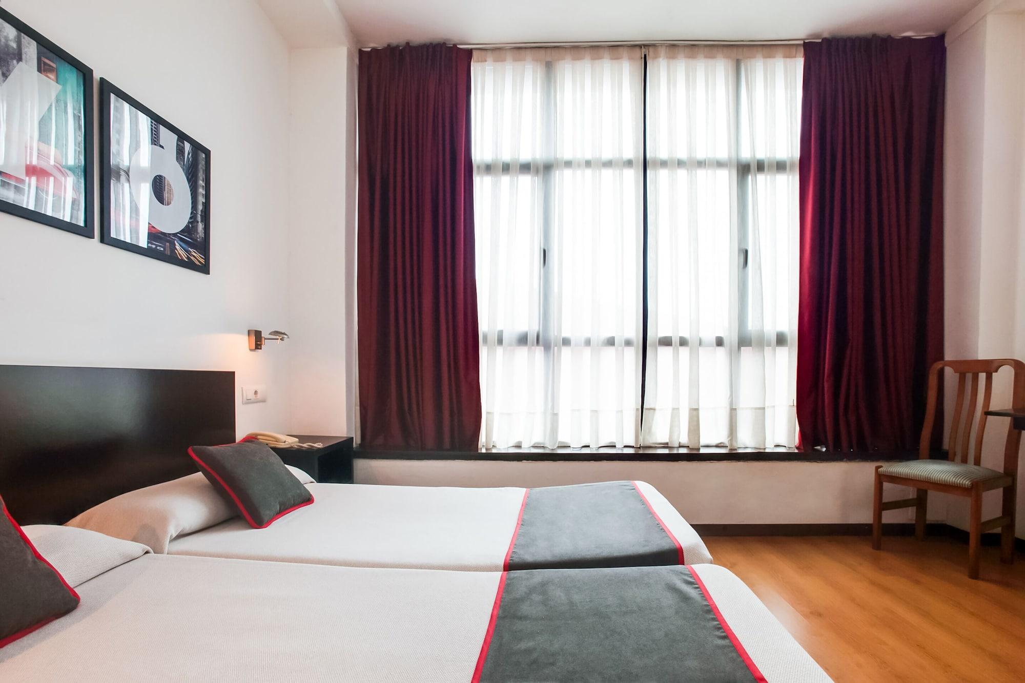 Oyo Hotel Parque Empresarial Avilés Extérieur photo