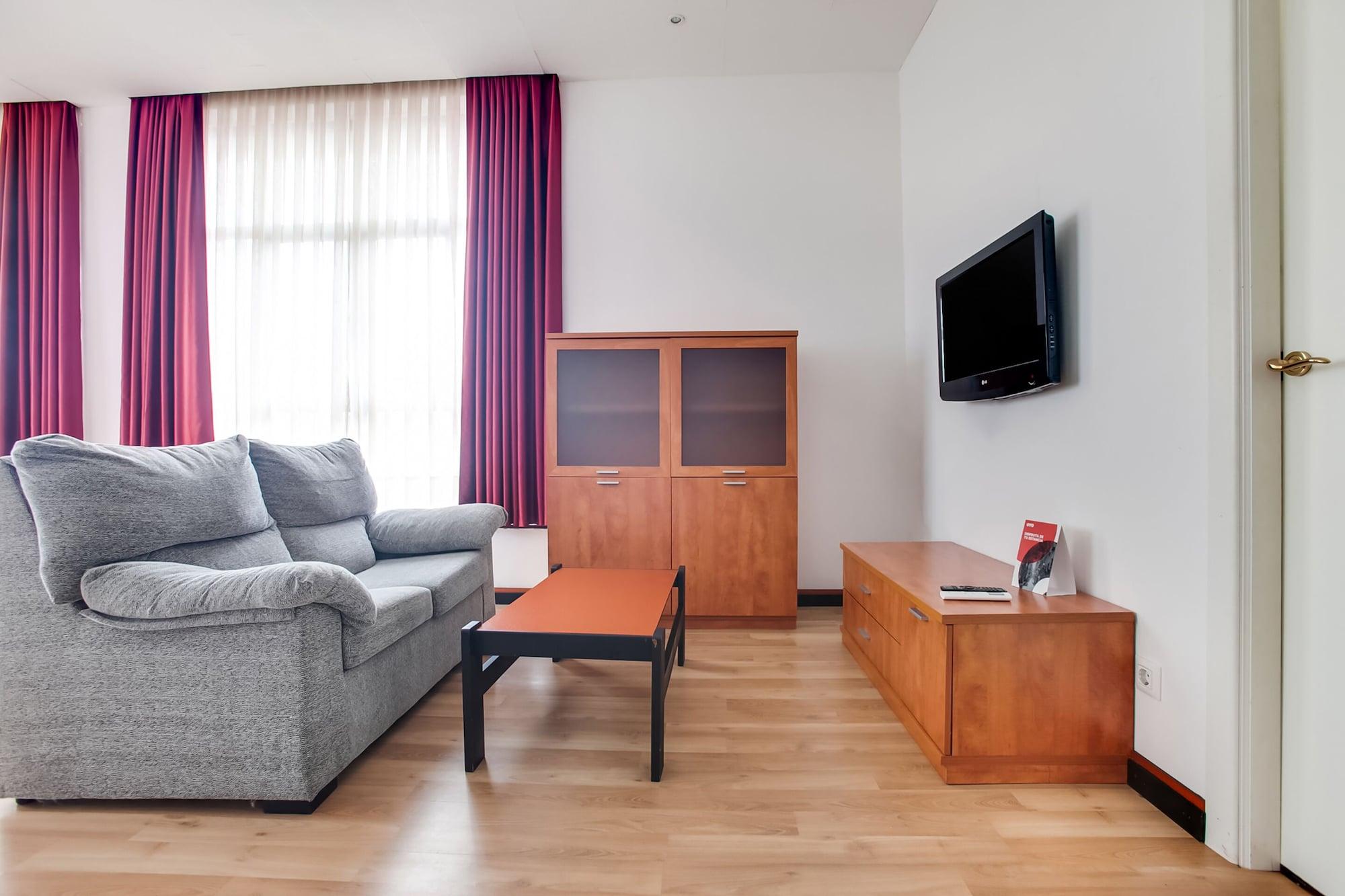 Oyo Hotel Parque Empresarial Avilés Extérieur photo