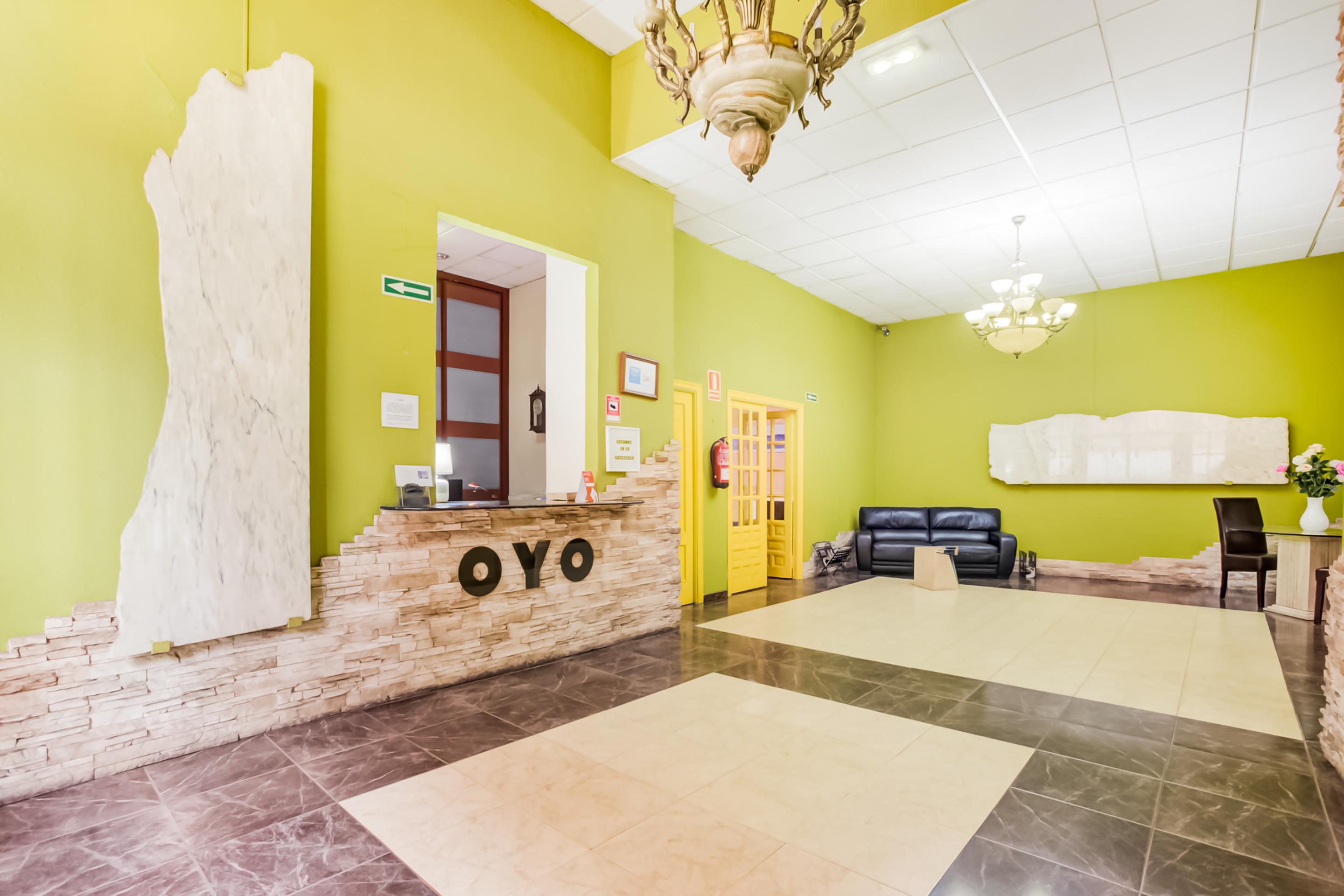 Oyo Hotel Parque Empresarial Avilés Extérieur photo