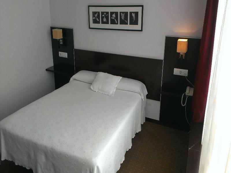 Oyo Hotel Parque Empresarial Avilés Extérieur photo